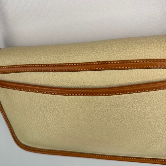 Vintage Dooney and Bourke All-Weather Leather Crossbody Bag - Picture 12 of 15